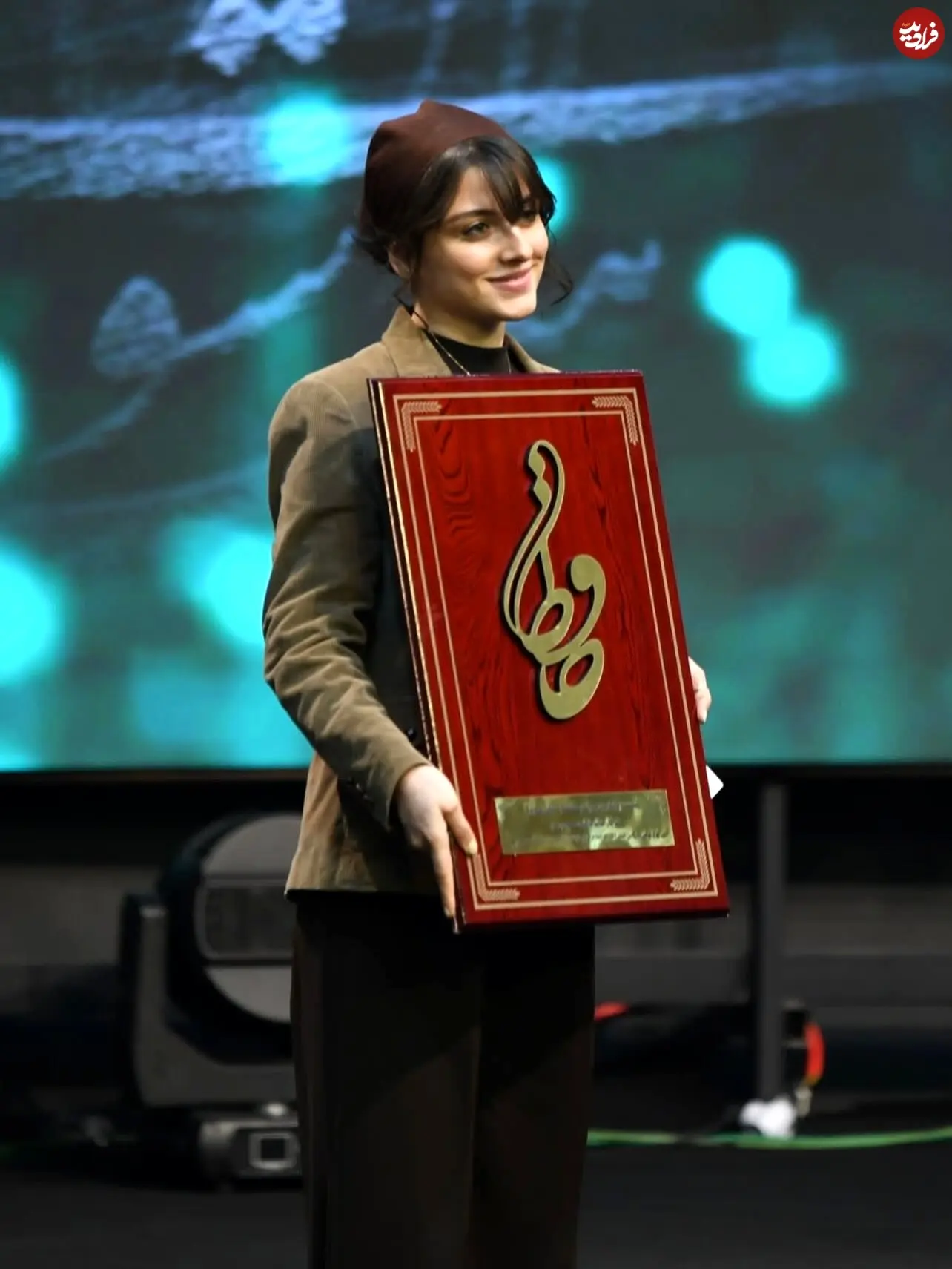 fatememasoudifar_1766409247_3793238159711282196_4785427002