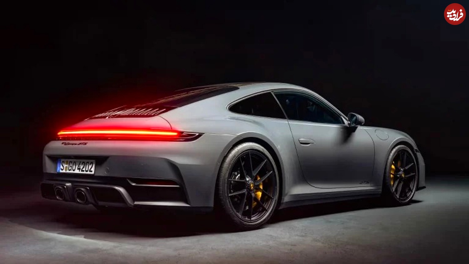 Porsche-911-GTS-4-767x432_11zon