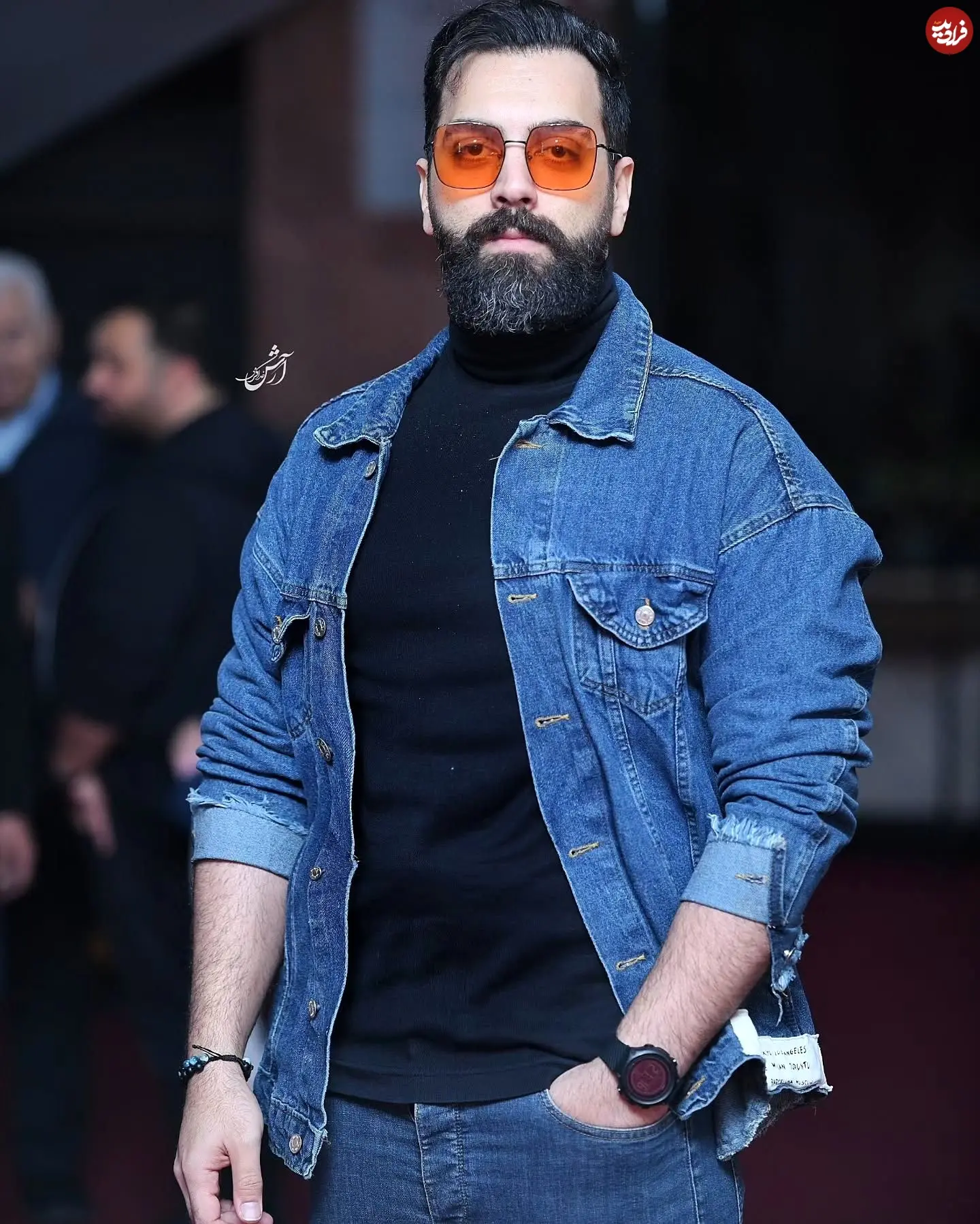 11zon_bahadorzamani.official_1736921562_3545877526787700271_1458476138