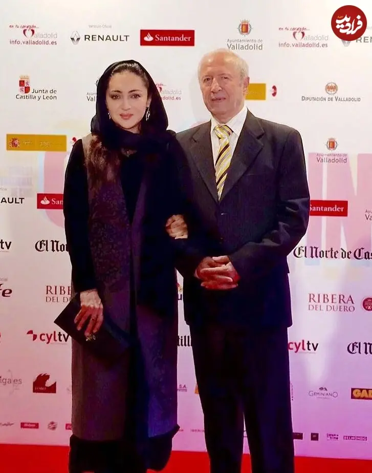 nikkarimi_1445856428_1104246216851492274_564030034