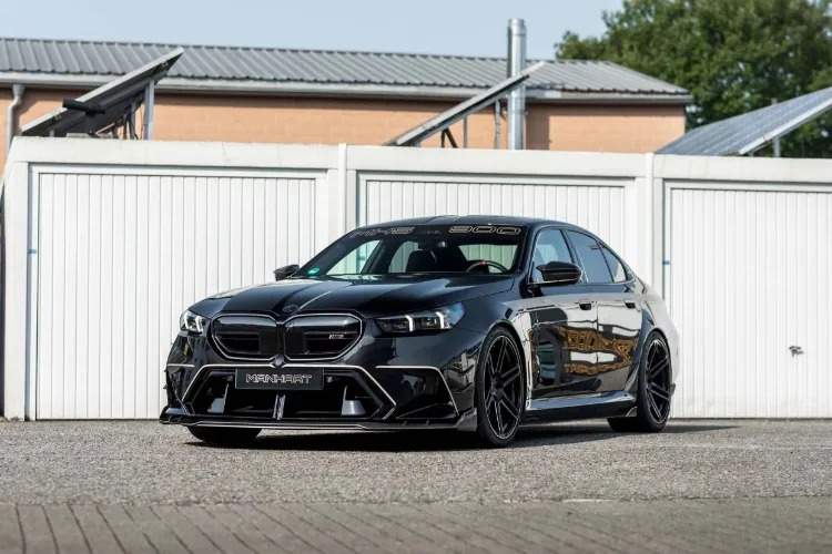 تصاویر؛ ابرخودرو خانوادگی؛ مدل سفارشی BMW M5 با قدرت سرسامآور معرفی شد تصاویر؛ ابرخودرو خانوادگی؛ مدل سفارشی BMW M5 با قدرت سرسامآور معرفی شد