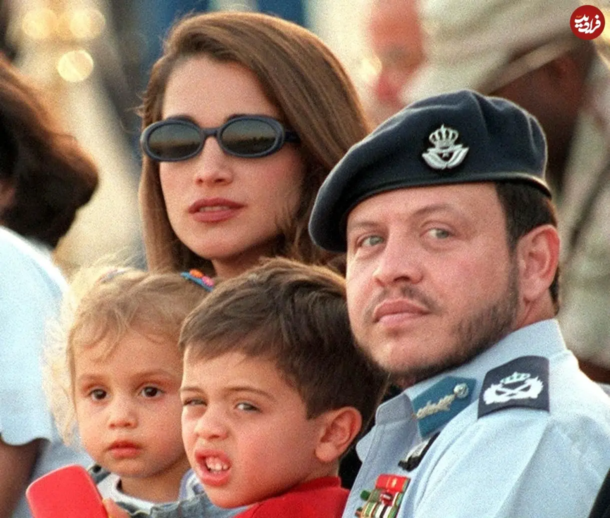 عکس| سفر در زمان؛ «ملکه رانیا و ملک عبدالله دوم پادشاه اردن و دو فرزندان شان» در امان؛ سال 1378