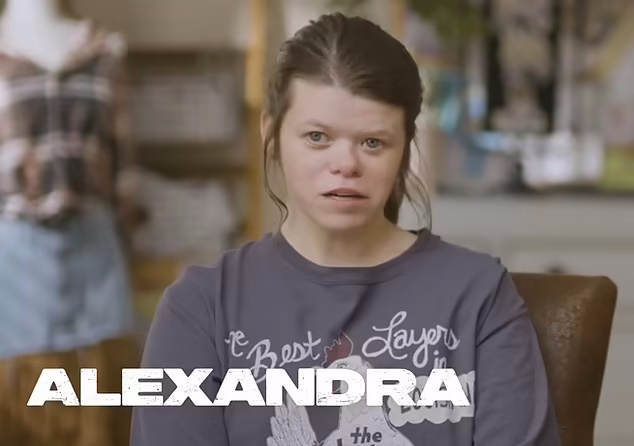 78839793-12851077-Alexandra_told_the_publication_that_she_loves_to_hug_people_beca-a-163_1702829656210