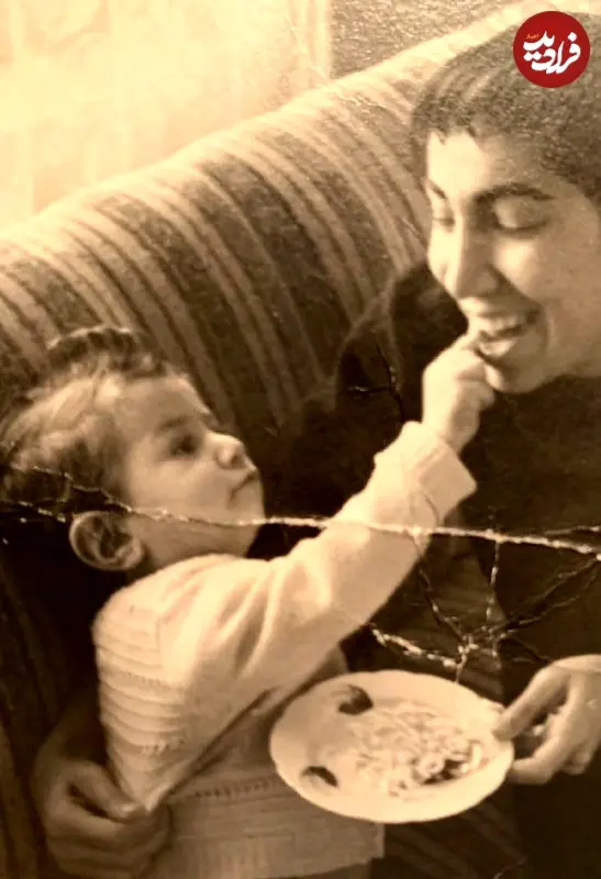 عکس| سفر زمان؛ «جمیله شیخی» 29 ساله در کنار پسر 2 ساله‌اش «آتیلا»؛ سال 38