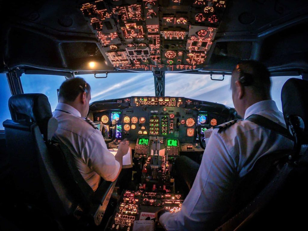 Is-There-an-Age-Limit-for-Airline-Pilots-1024x768-1