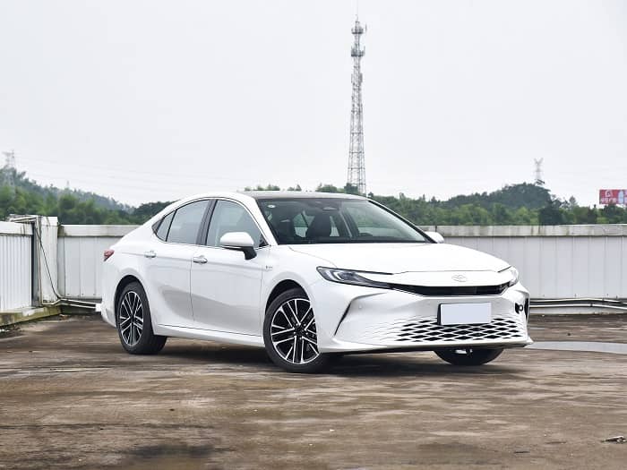 Toyota-Camry-Hybrid-basavosh-2