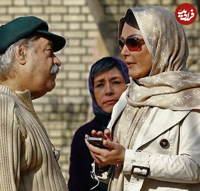 عکس| سفر در زمان؛ «شقایق فراهانی» در کنار پدر و مادرش؛ سال 1393