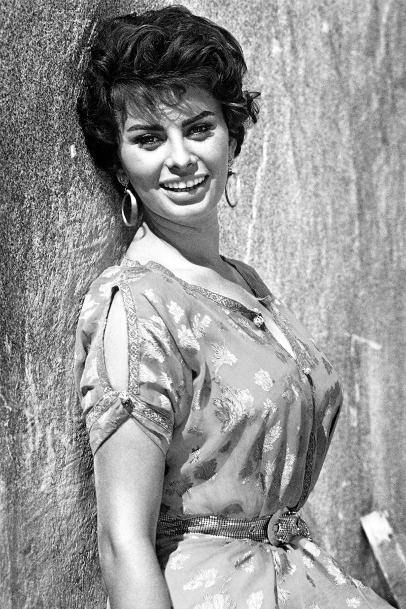 54bc1ec59c750_-_hbz-sophia-loren-10-1950-140798350_11zon