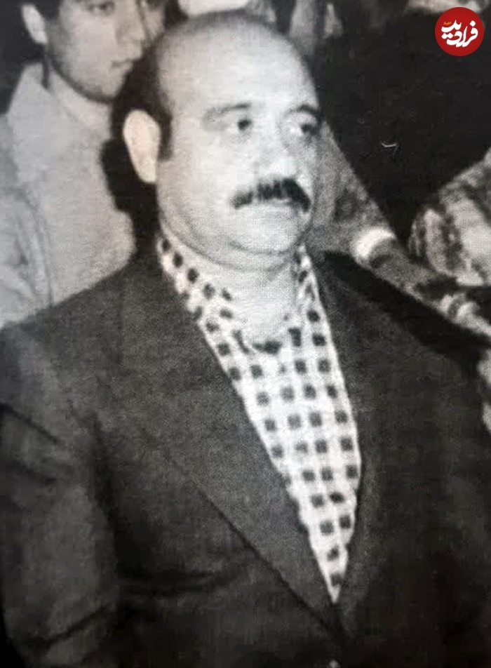 عکس| سفر در زمان؛ «محمد آرمان» بازجو ارشد و مشهور ساواکِ شیراز؛ دهه 50 عکس| سفر در زمان؛ «محمد آرمان» بازجو ارشد و مشهور ساواکِ شیراز؛ دهه 50