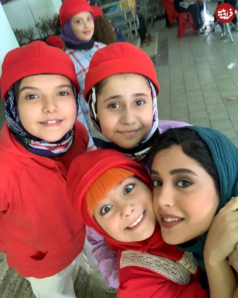 hengamehamidzadeh_1764180386_3774541114687186077_1099676750