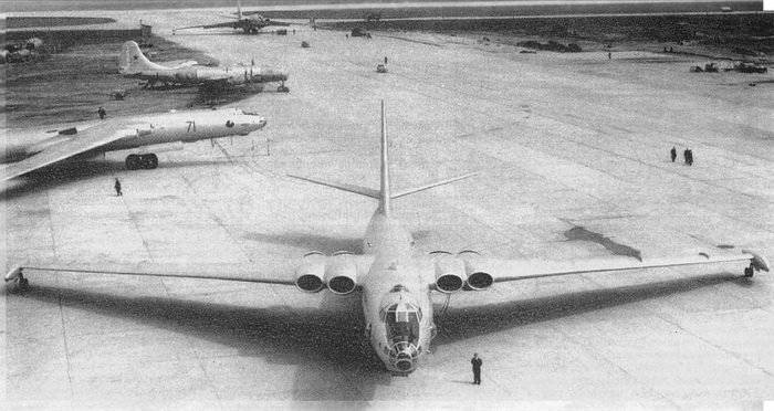 Myasishchev-M-4