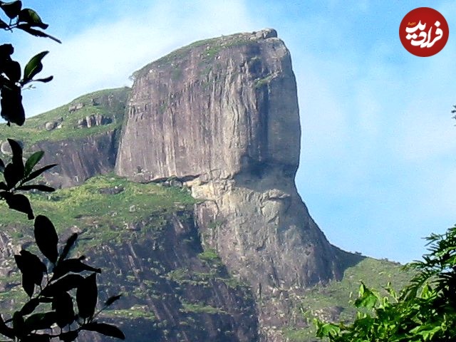 Pedra_da_Gavea_proche