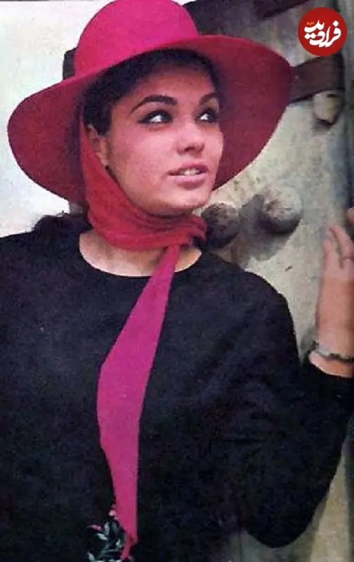نیلوفر-جوانی