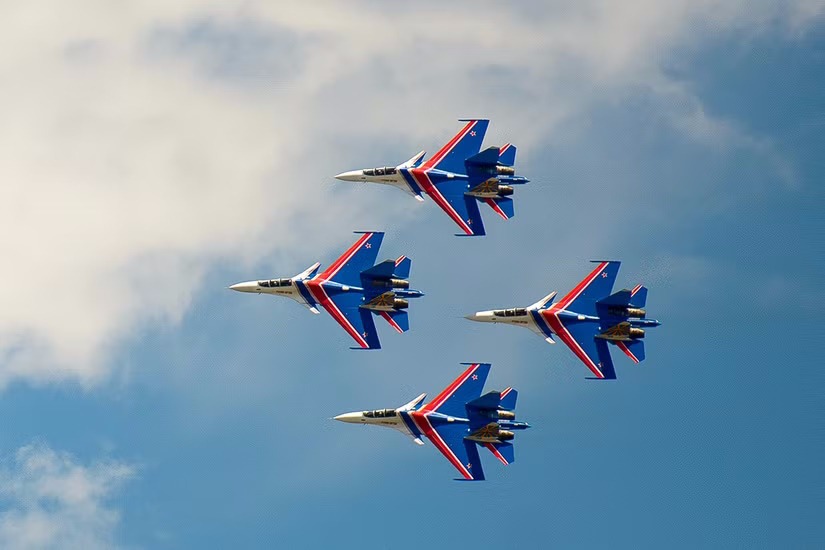 russian_knights_at_lima_2017_-_12_11zon