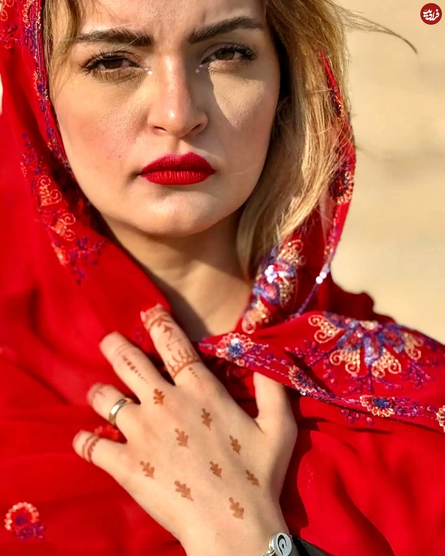 niloufar_parsa_1763236209_3766620781326112041_1041017484