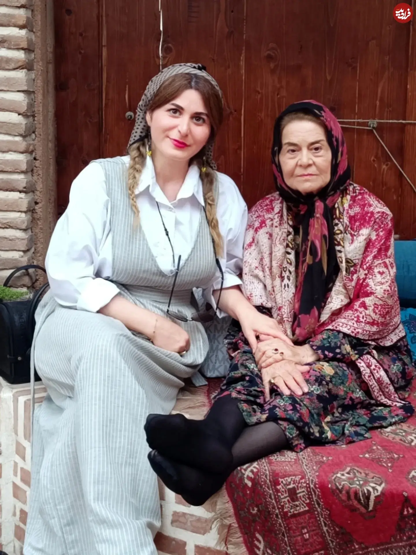 berkeh_pakzad_1760260091_3741655299606986810_48863484139_11zon