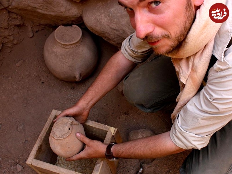 کشف کوزه 5600 ساله با محتویات عجیب