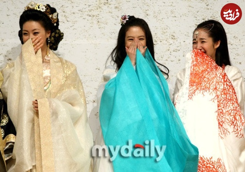 عکس| سفر زمان؛ خندۀ شدید «پرنسس لاهی» و «پرنسس جامیونگ» در جشن پایان سریال «جومونگ 3» عکس| سفر زمان؛ خندۀ شدید «پرنسس لاهی» و «پرنسس جامیونگ» در جشن پایان سریال «جومونگ 3»