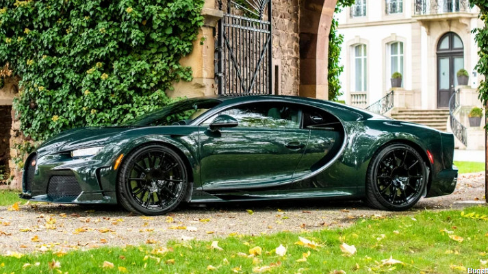 2017-Bugatti-Chiron