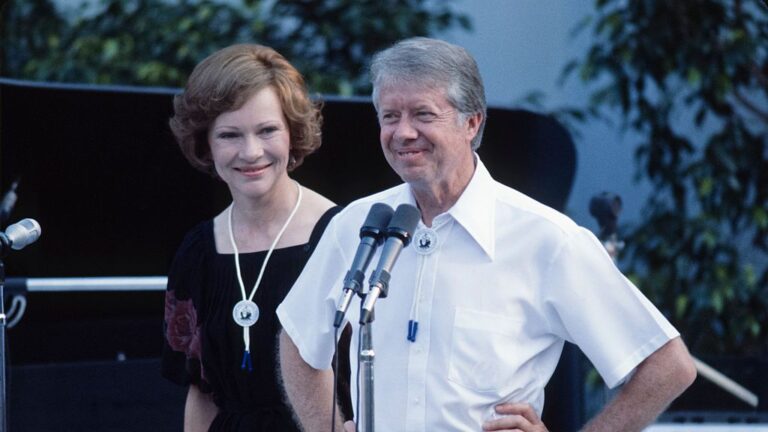 president-jimmy-carter-with-first-lady-rosalynn-behind-news-photo-1700494808-768x432