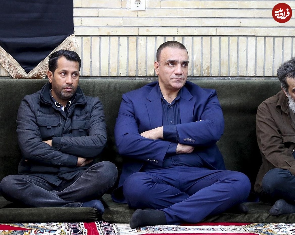 عکس| سفر در زمان؛ بازیگر نقش «حرمله» در مراسم ختم همسر کارگردان سریال مختار؛ سال 1403 عکس| سفر در زمان؛ بازیگر نقش «حرمله» در مراسم ختم همسر کارگردان سریال مختار؛ سال 1403