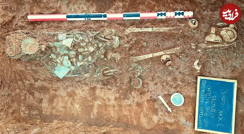 lady-with-the-inverted-diadem