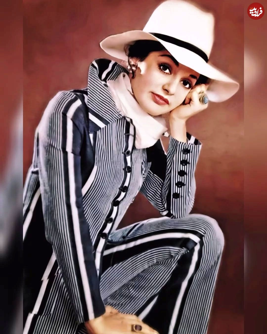 photogoogoosh_1733083324_3513680053047096884_47171307983_11zon