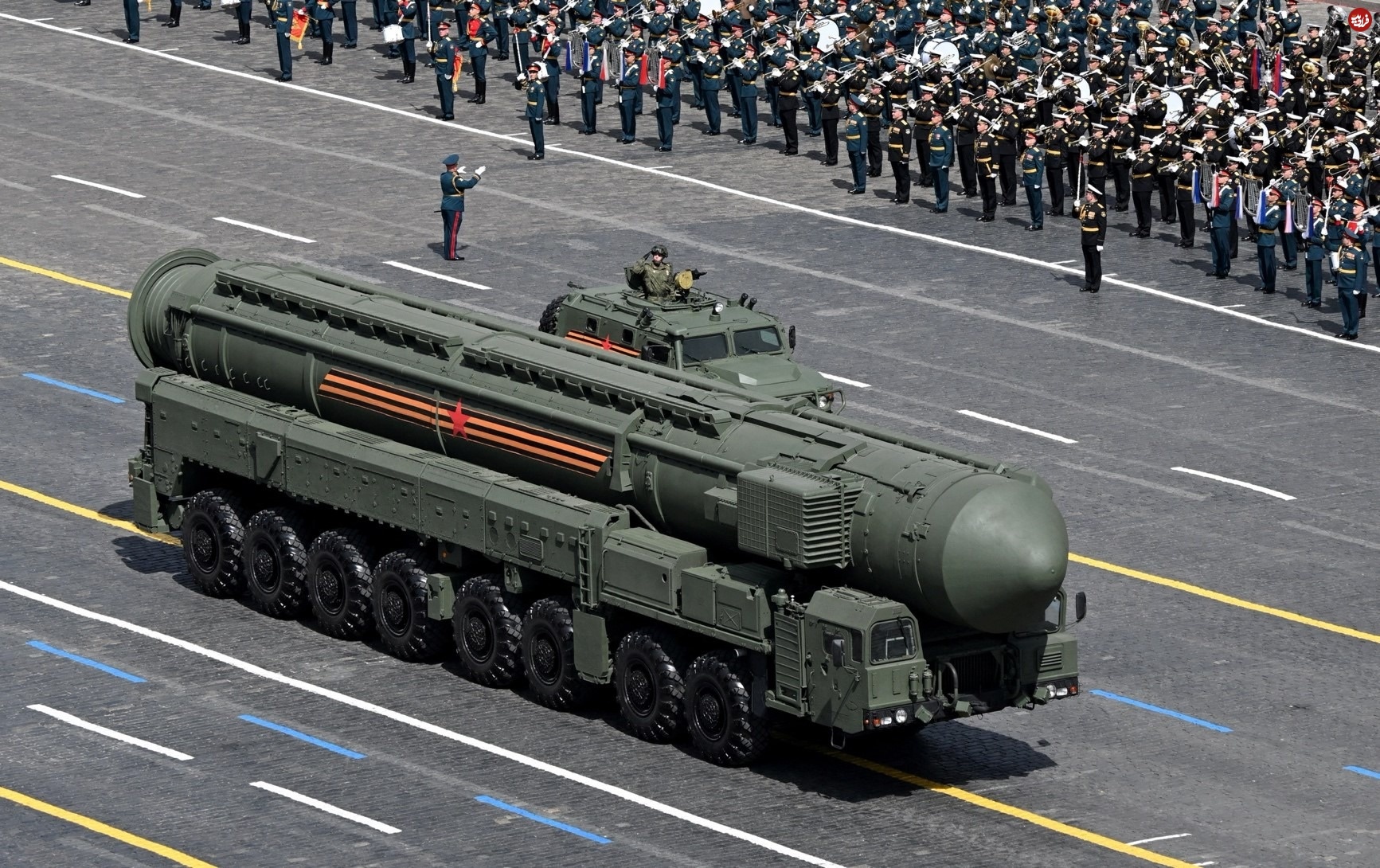 1. RS-24 Yars_11zon