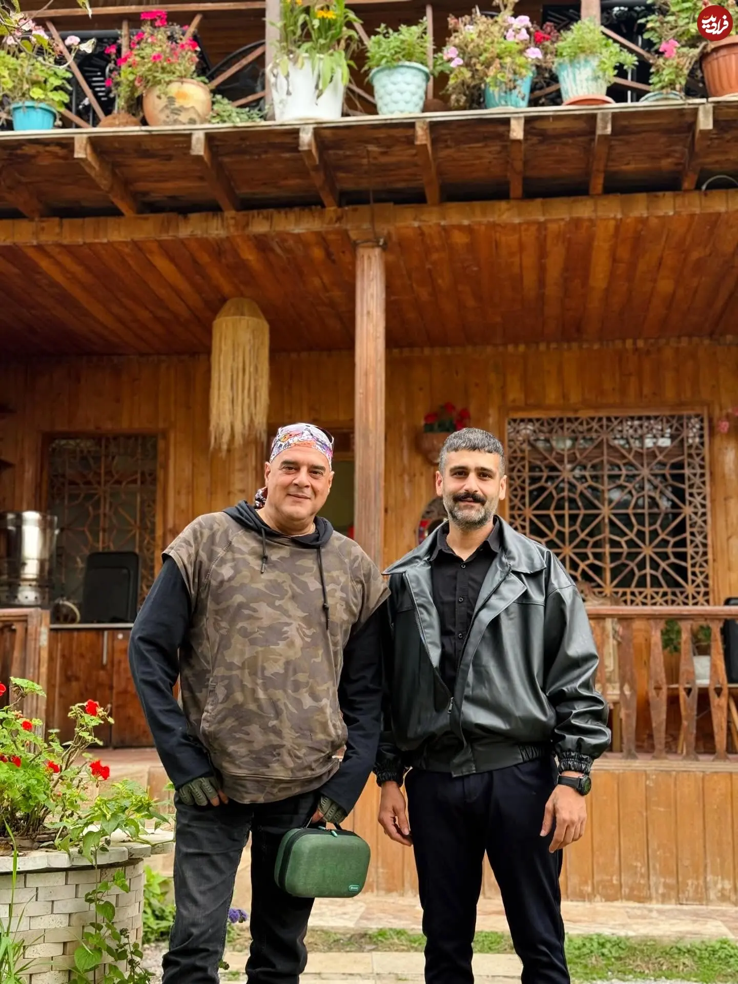 ratinscafe_1765705721_3787336554319232968_58590069336