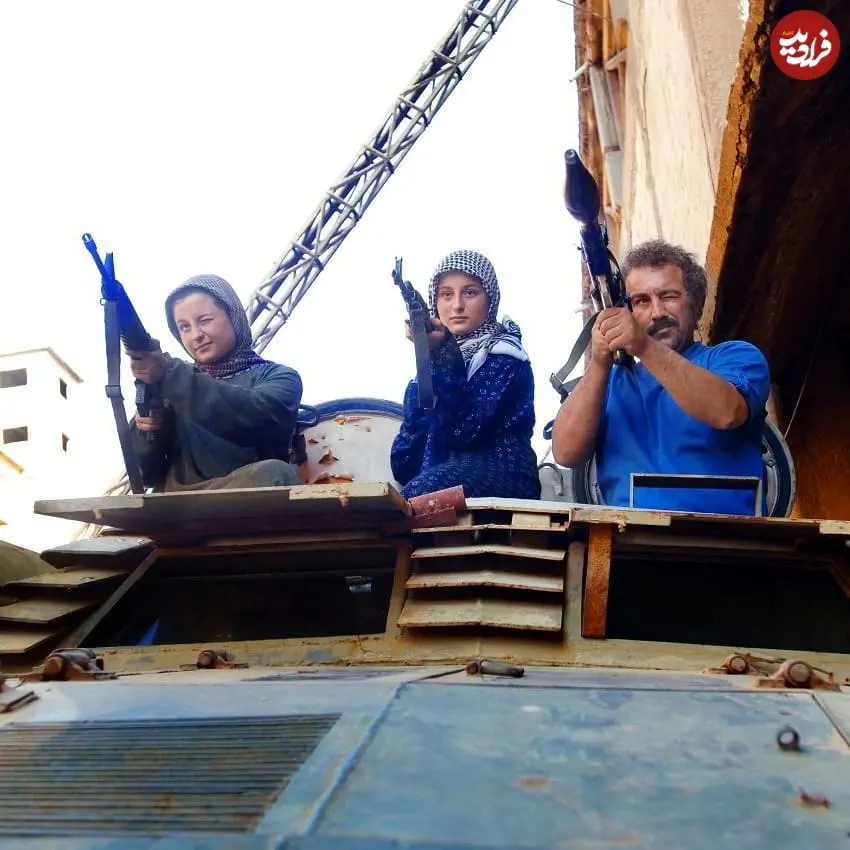 عکس| سفر در زمان؛ «نقی، سارا و نیکا» در پشت صحنه سریال پایتخت 5؛ سال 96