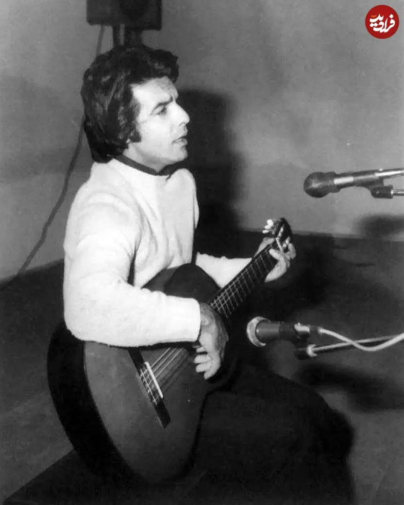 عکس| سفر در زمان؛ «فرامرز اصلانی» در حال اجرا با گیترا در جوانی؛ دهه 50
