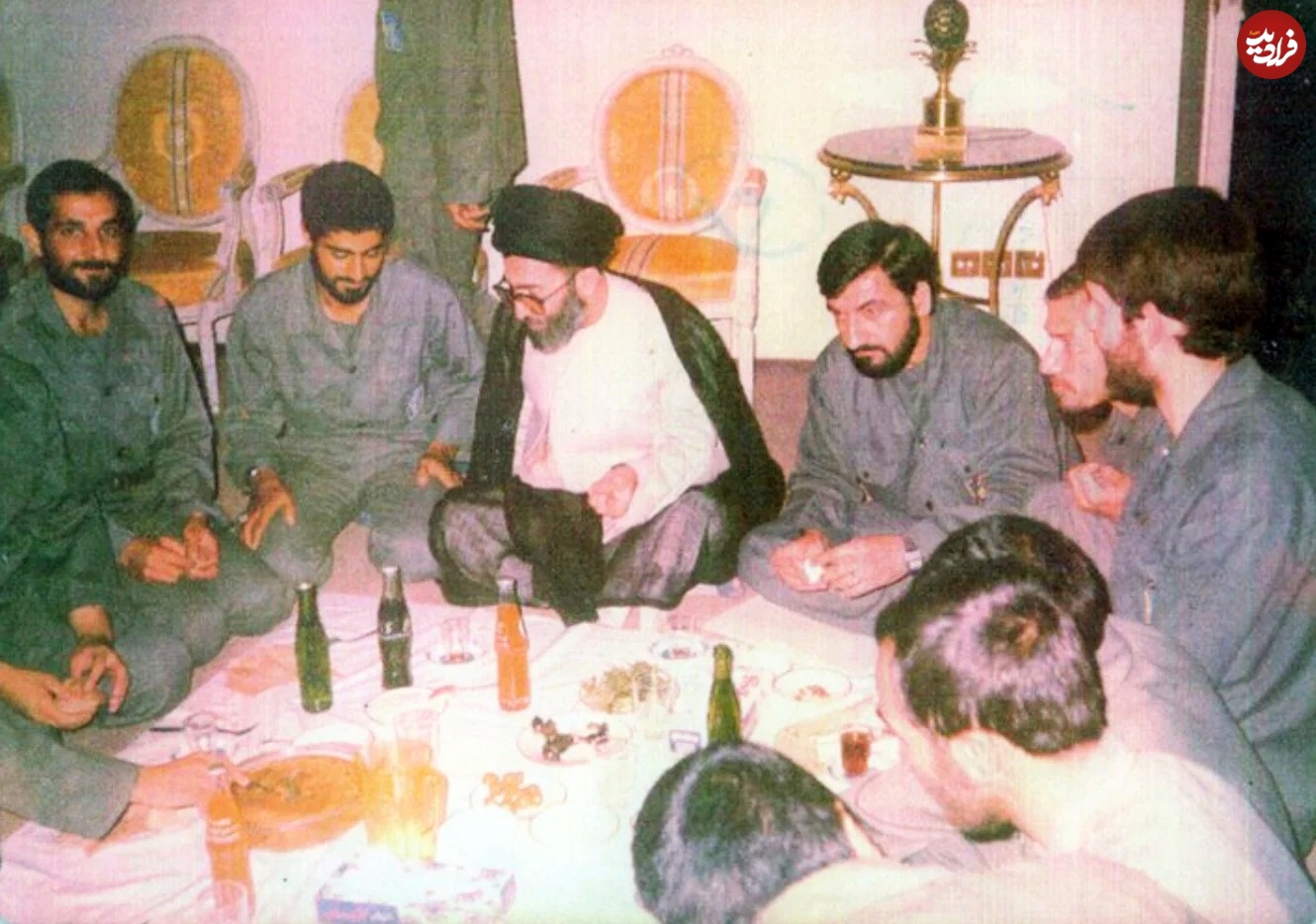 soleimani-and-khamenai-during-iraq-iran-war-1330x934_11zon