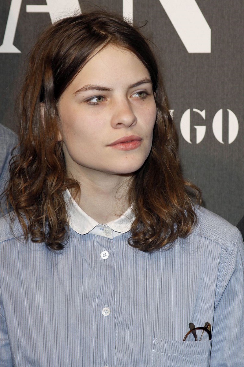 53