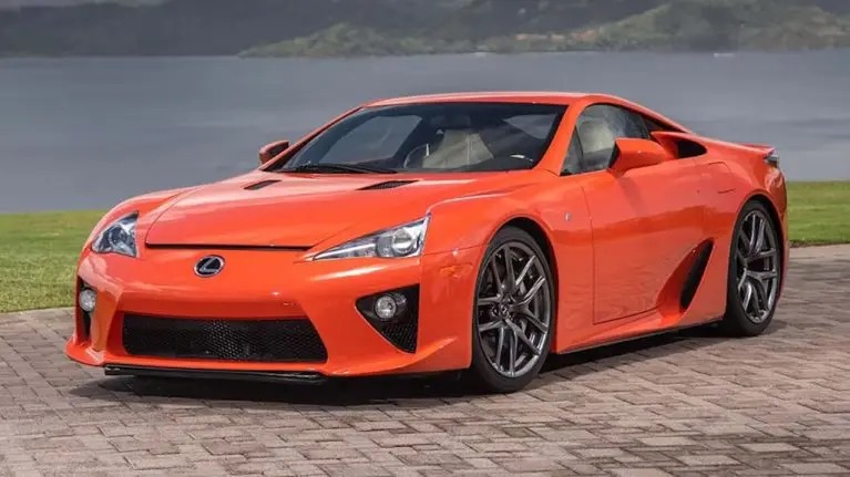 001-2012-lexus-lfa-10-1-767x431_5_11zon