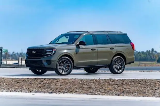 تصاویر| معرفی بهترین شاسی بلندهای بزرگ بازار جهانی در سال ۲۰۲۶