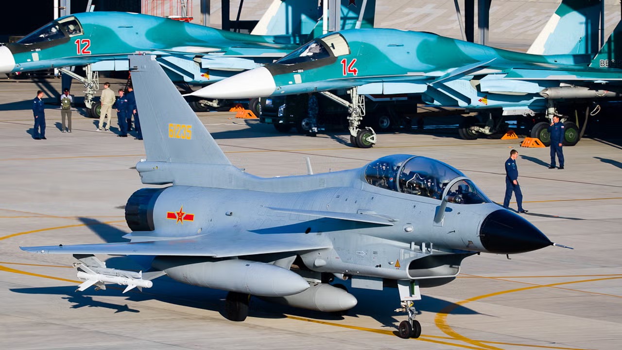 چنگدو J-10 (اژدهای نیرومند) Chengdu J-10 (Vigorous Dragon)- کاور