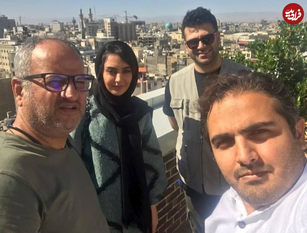 عکس| سفر در زمان؛ «جواد، مسعود و مرضیه» در پشت صحنه سریال بچه مهندس 3 در مشهد؛ سال 99