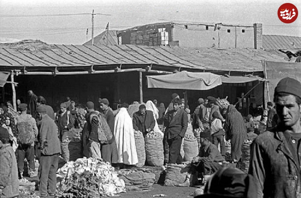 بازار_میوه_وتره_بار_تهران_میدان_شوش_دهه_30_tcj6 (1)