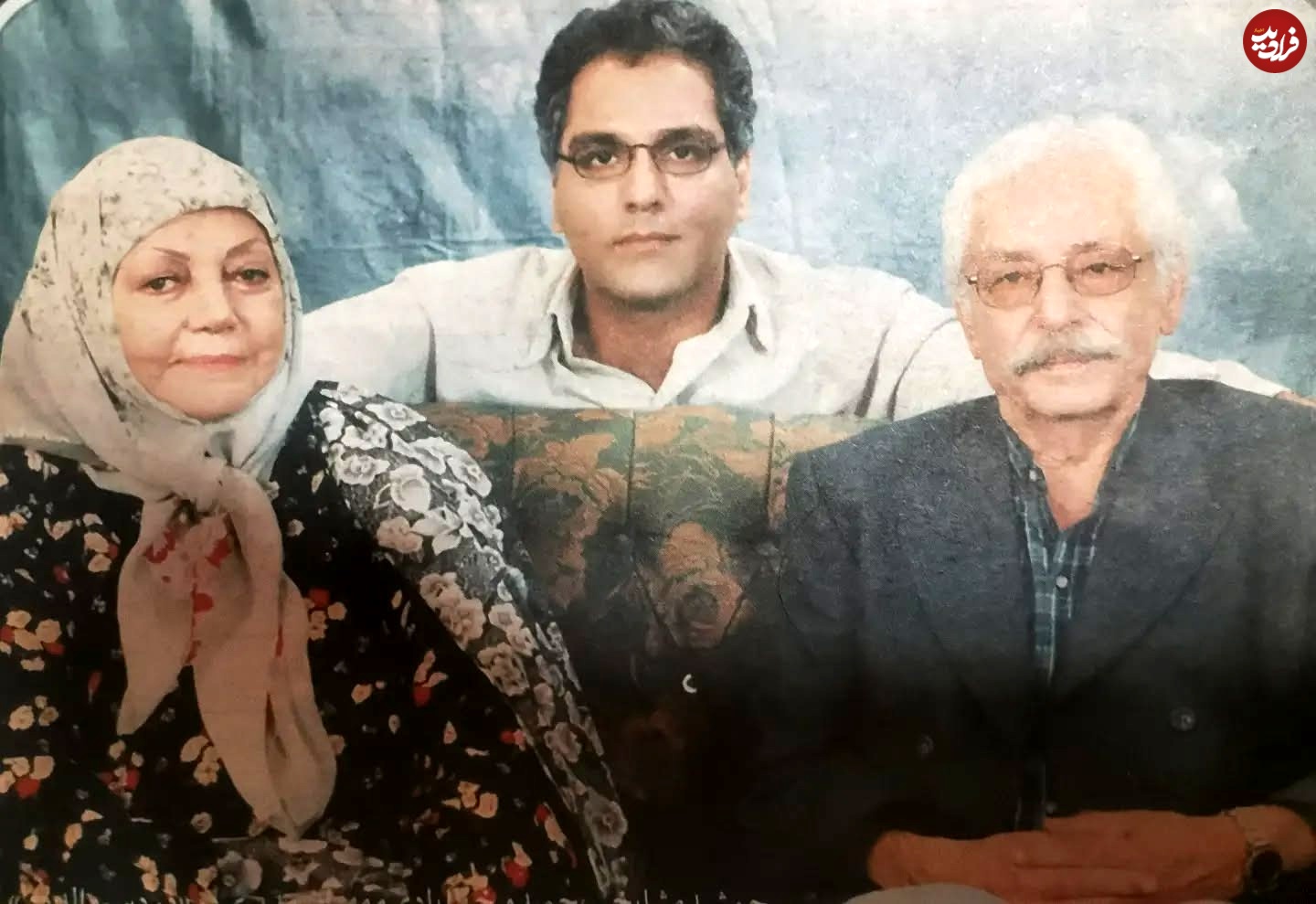 عکس| سفر در زمان؛ «حمیده خیرآبادی» در کنار «جمشید مشایخی و مهران مدیری»؛ سال 79 عکس| سفر در زمان؛ «حمیده خیرآبادی» در کنار «جمشید مشایخی و مهران مدیری»؛ سال 79