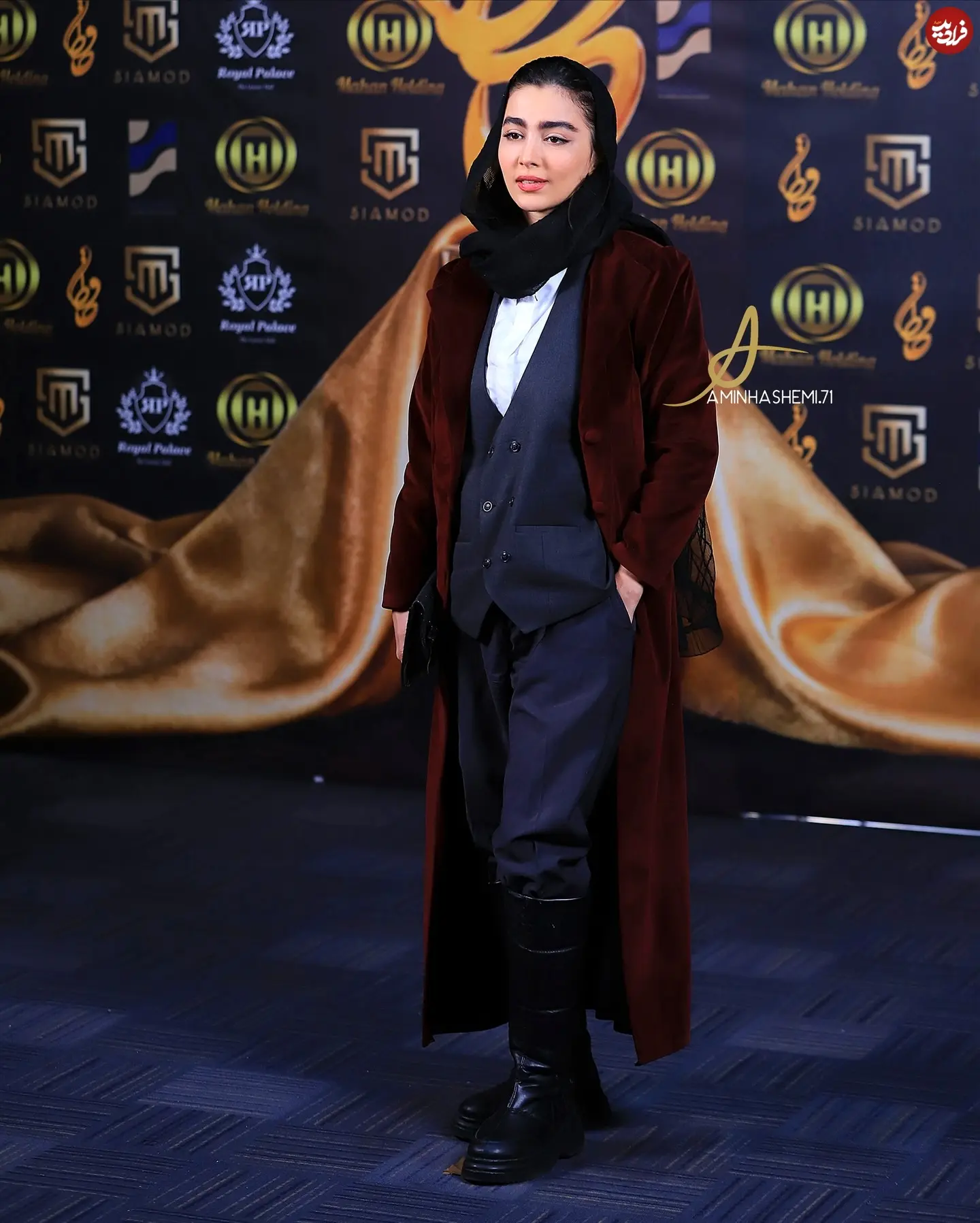 soniyahoseiniofficial_1766419829_3793326921426407592_72133876903