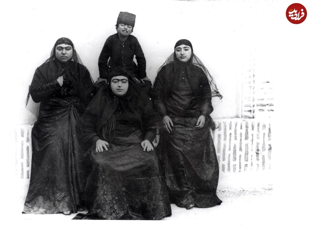 Golestan_Palace_Album_No._210-9.1 (1)