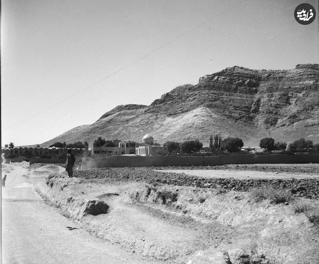 امامزاده شاهرضا جاده اصفهان شیراز