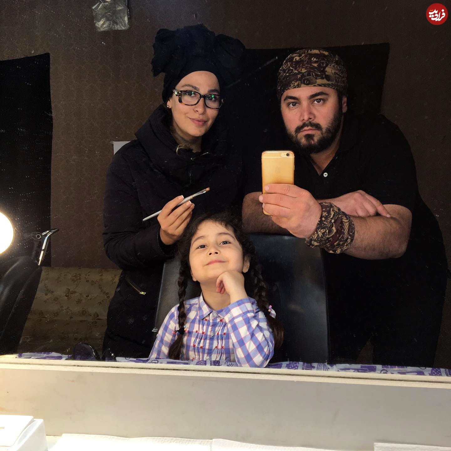 sara_and_nasrin_1583598649_2259711715885067824_6027118060