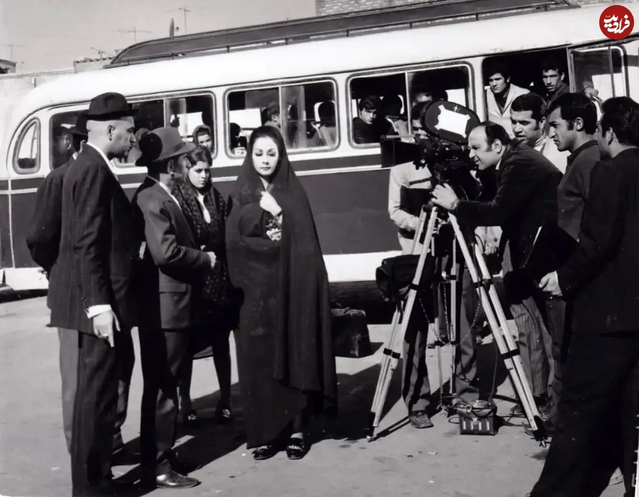 عکس| سفر در زمان؛ «کتایون امیرابراهیمی» با چادر مشکی در 22 سالگی؛ سال 1350