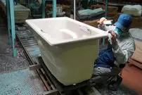 ببینید| فرآیند دیدنی ساخت وان های حمام چدنی در کارخانه ای قدیمی در ژاپن