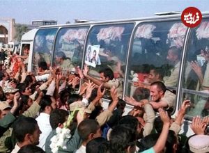 تصاویر؛ سفر در زمان؛ مرداد ۱۳۶۹؛ بازگشت اسرا به میهن