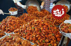 (ویدئو) غذای خیابانی در کره؛ پخت مرغ به روش محبوب سئولی ها