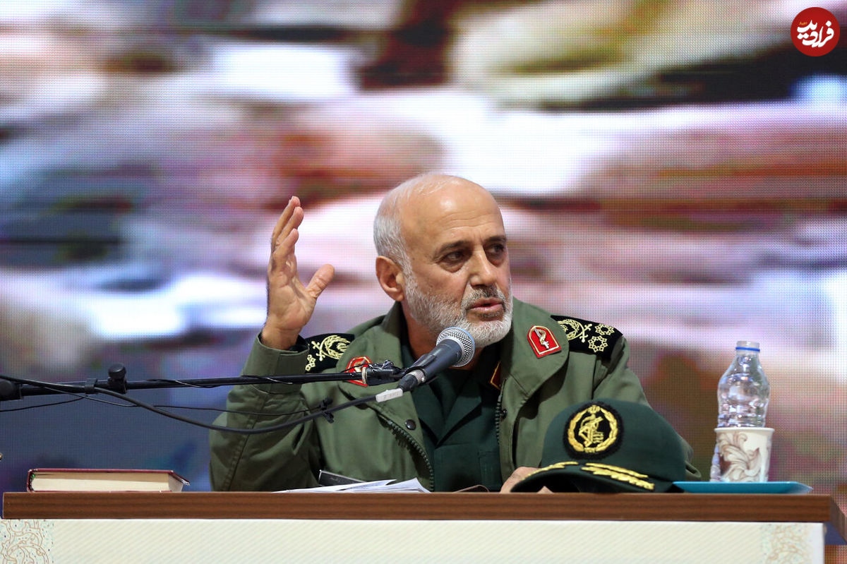 عکس؛ سفر در زمان؛ «سرلشکر رشید در کنار حسن باقری» در جبهه؛ دهه 60