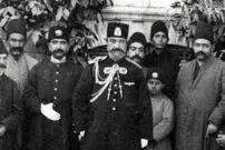 ناصرالدین شاه در 5 قاب تاریخی؛ از پلوخوری در کاخ گلستان تا هندوانه‌خوری در سرخه‌حصار