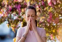 راهکارهایی برای پیشگیری و درمان آلرژی‌های فصلی
